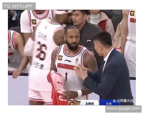 2015年2月CBA精彩对决广东队与对手的巅峰对决回顾 2015年2月CBA精彩对决广东队与对手的巅峰对决回顾