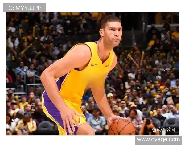 布鲁克洛佩斯的篮球之路：从新秀到NBA明星的成长历程